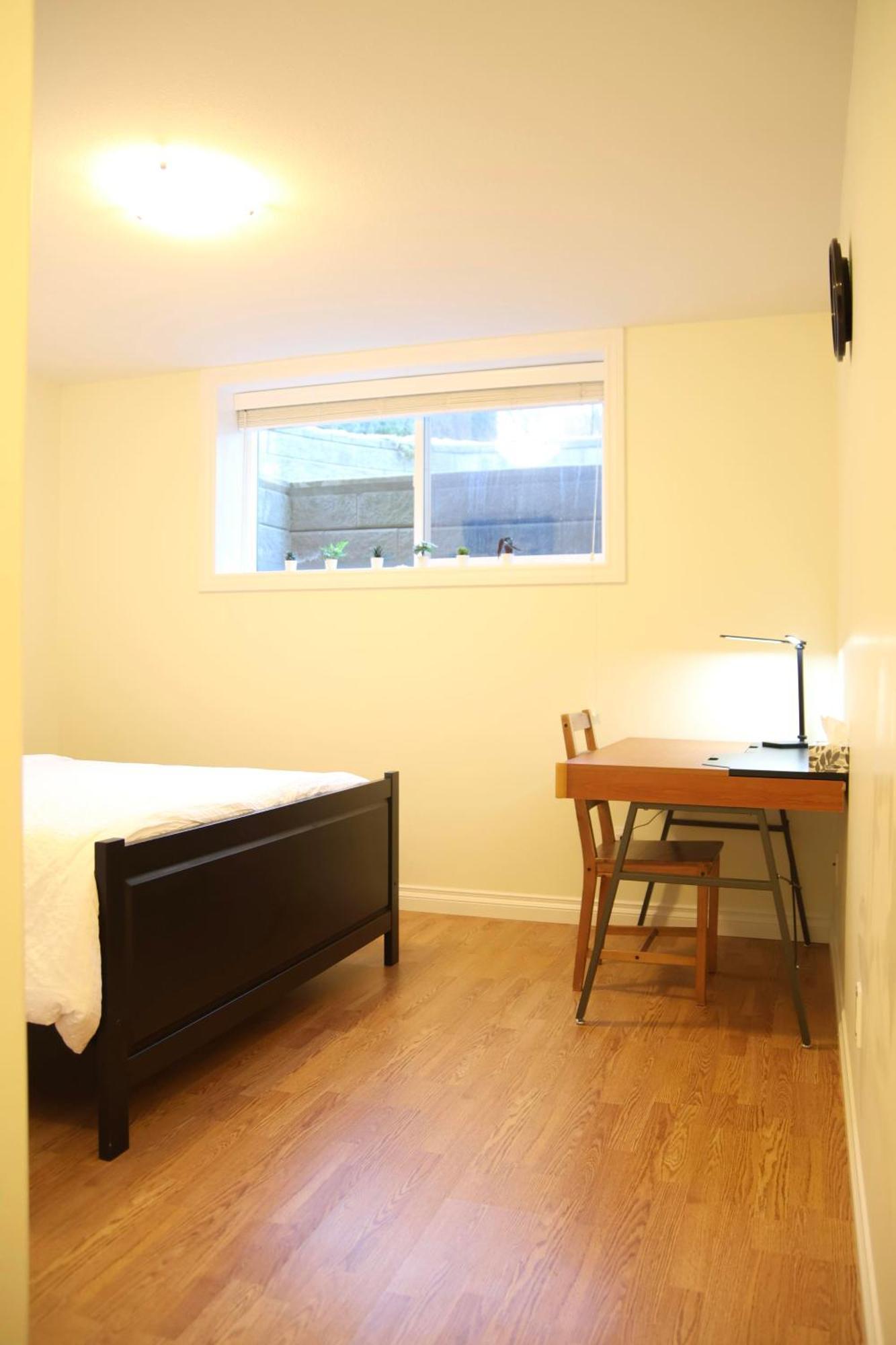 A Private Suite In Port Moody Экстерьер фото